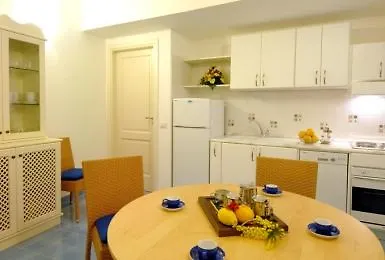 Centre *