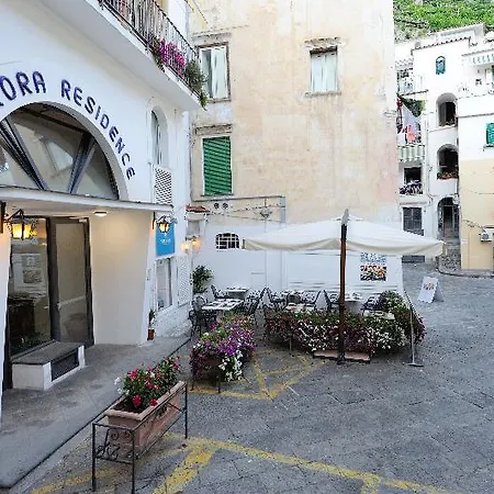 Centre *