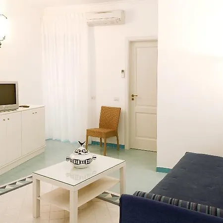 Apartment Centre